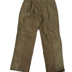 Haggar Black Label Men’s 38x32 Adjustable Waist Khaki Pants Brown